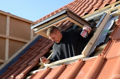 Pose de fenêtres de toit Velux à Unias